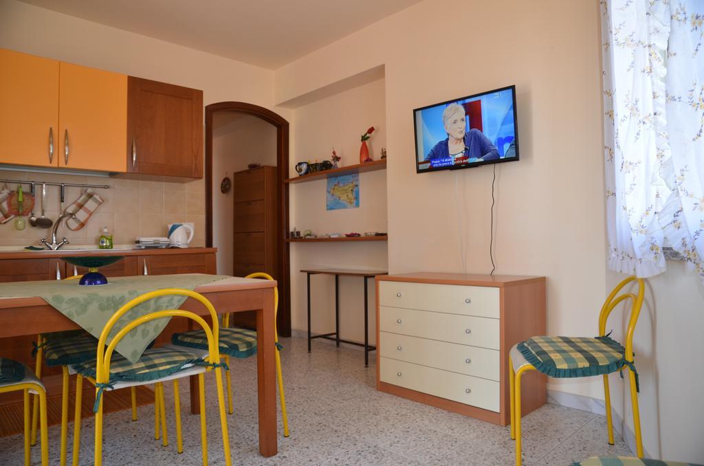 Casa Susanna Fondachello  Dış mekan fotoğraf