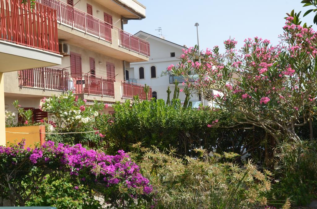Casa Susanna Fondachello  Dış mekan fotoğraf